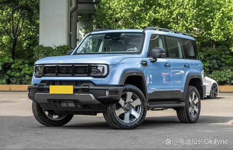 抢先体验“增程硬派SUV-BJ40增程”,燃油硬派还有市场吗?