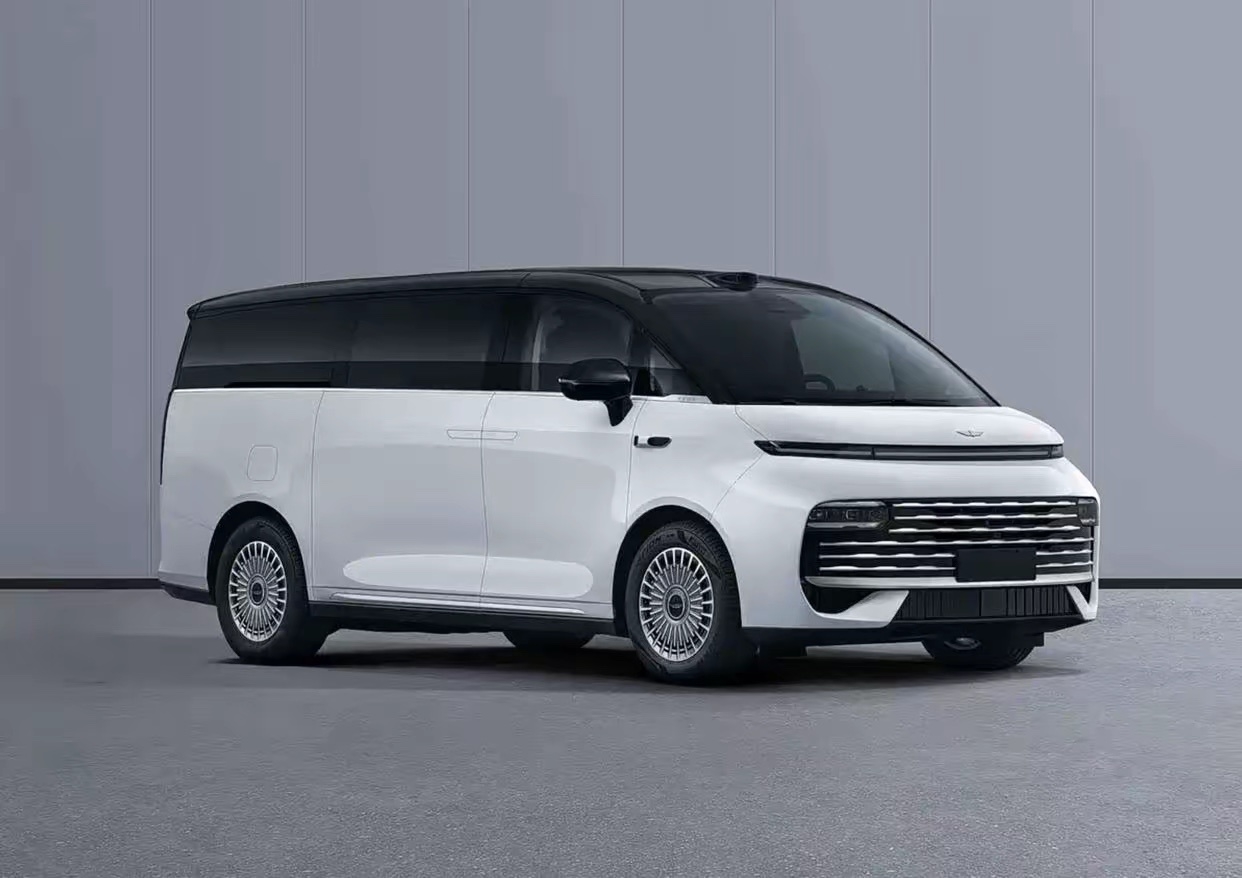8座+202km纯电续航？吉利银河V900广州车展首发 | BitAuto