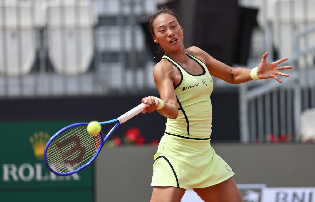 WTA1000罗马站:郑钦文晋级32强