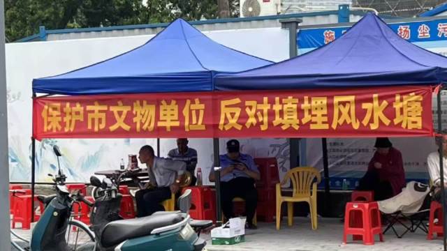 广州黄埔横沙村旧改项目被曝向河涌直倒建筑垃圾，街道办已到场处置