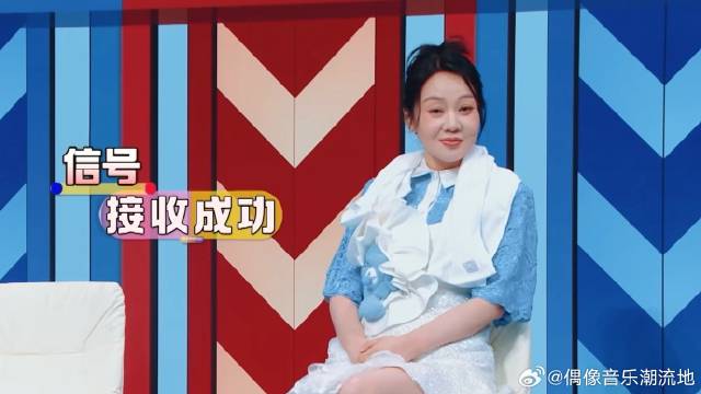 闫妮和沙溢关系有多好！一说让她换位置，立马乖乖照做！