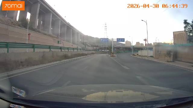 这谁的责任？ 视频车是不是先别车了？
