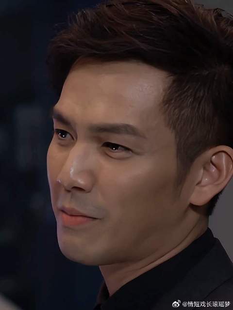 钟汉良唐嫣新剧曝求婚片段，何以琛向默笙表白