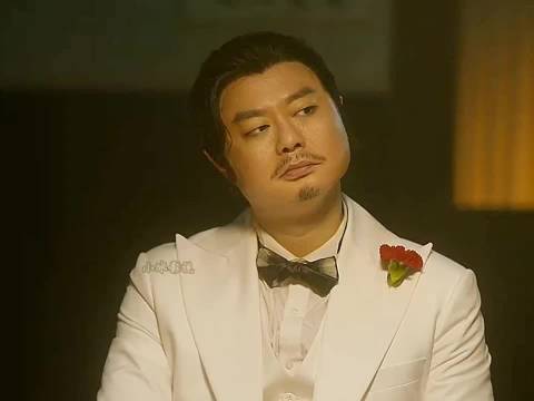 群演意外顶替出演杀手，全程状况百出爆笑不断