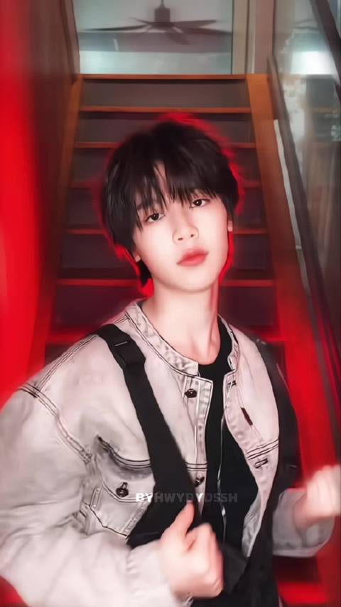 TF家族魏子宸展现四代唱跳潜力
