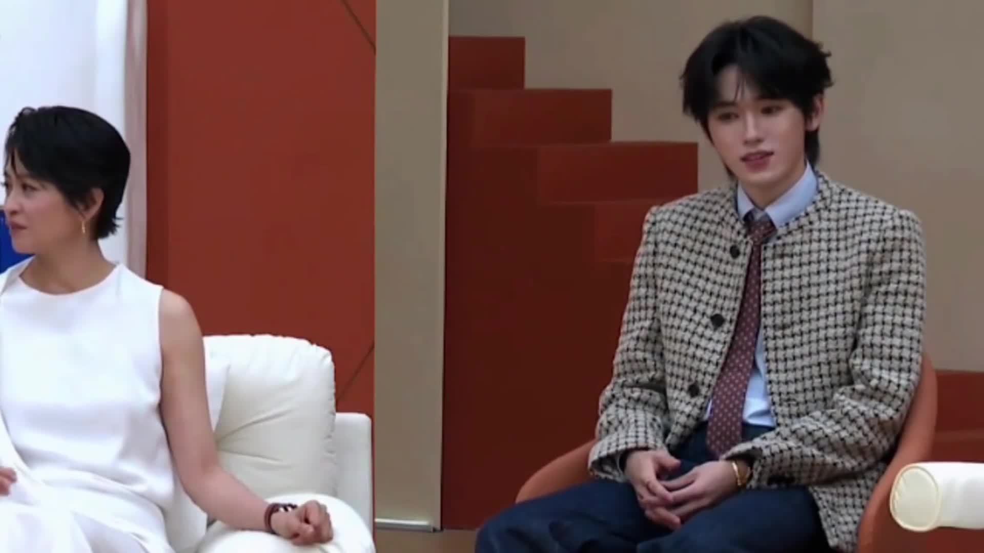 宋亚轩时隔三年再登音综现场清唱，张杰发起国乐无双