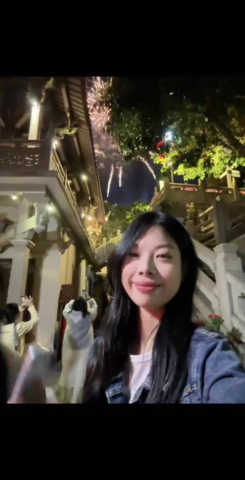 21岁的少女心事 会因为见到刘涛才一秒钟 而落泪