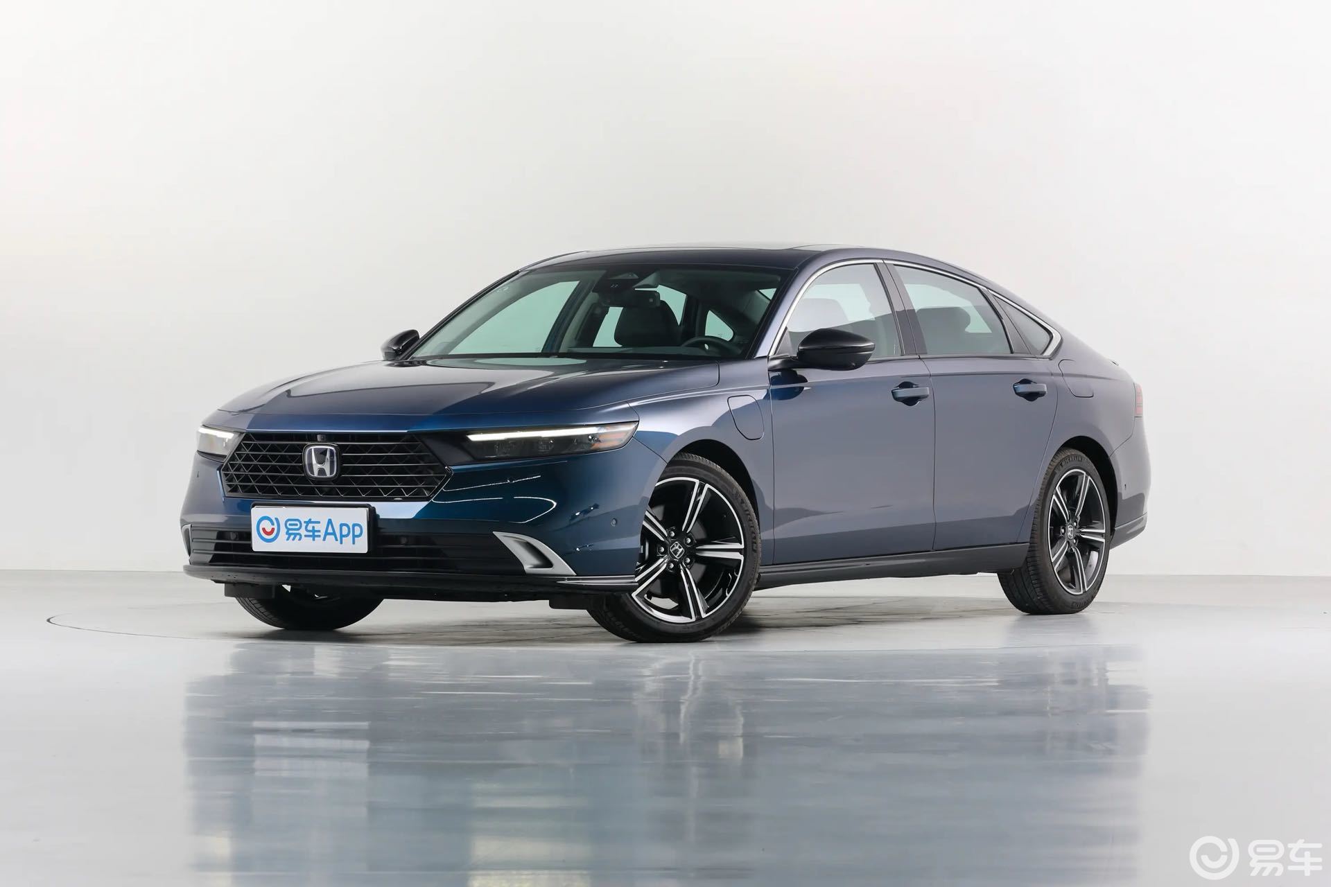 搭载2.0L插电式混合动力的雅阁PHEV,实力究竟如何?