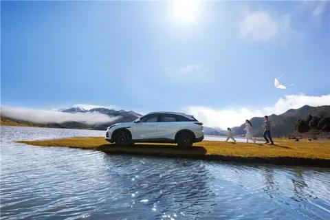 14万级纯电SUV:极狐新阿尔法T5和深蓝S05谁更香?