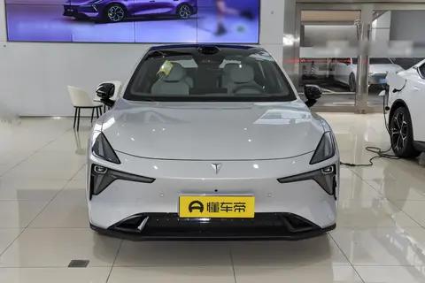 预售价13.99万元起，全系标配激光雷达，深蓝L06家用的价格