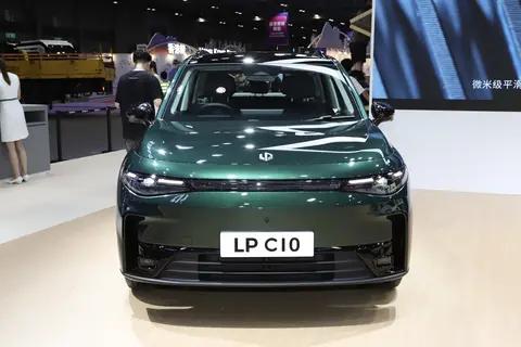零跑C10 2026款:均衡、便捷与安心,才是家用车的核心诉求