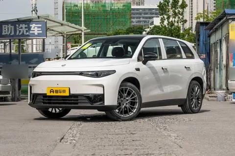 电驱技术加持，零跑C10 2026款 纯电版 605悦享版实用体验解析