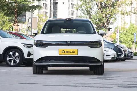 深度对比极氪7X与问界M5:2025款纯电SUV如何选?