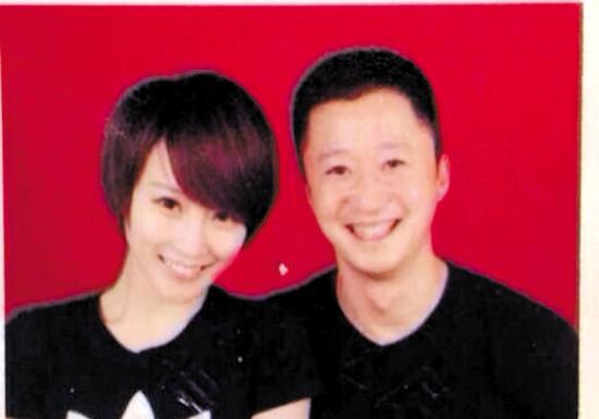 吴京否认与谢楠“奉子成婚”:期待当爸爸(图)