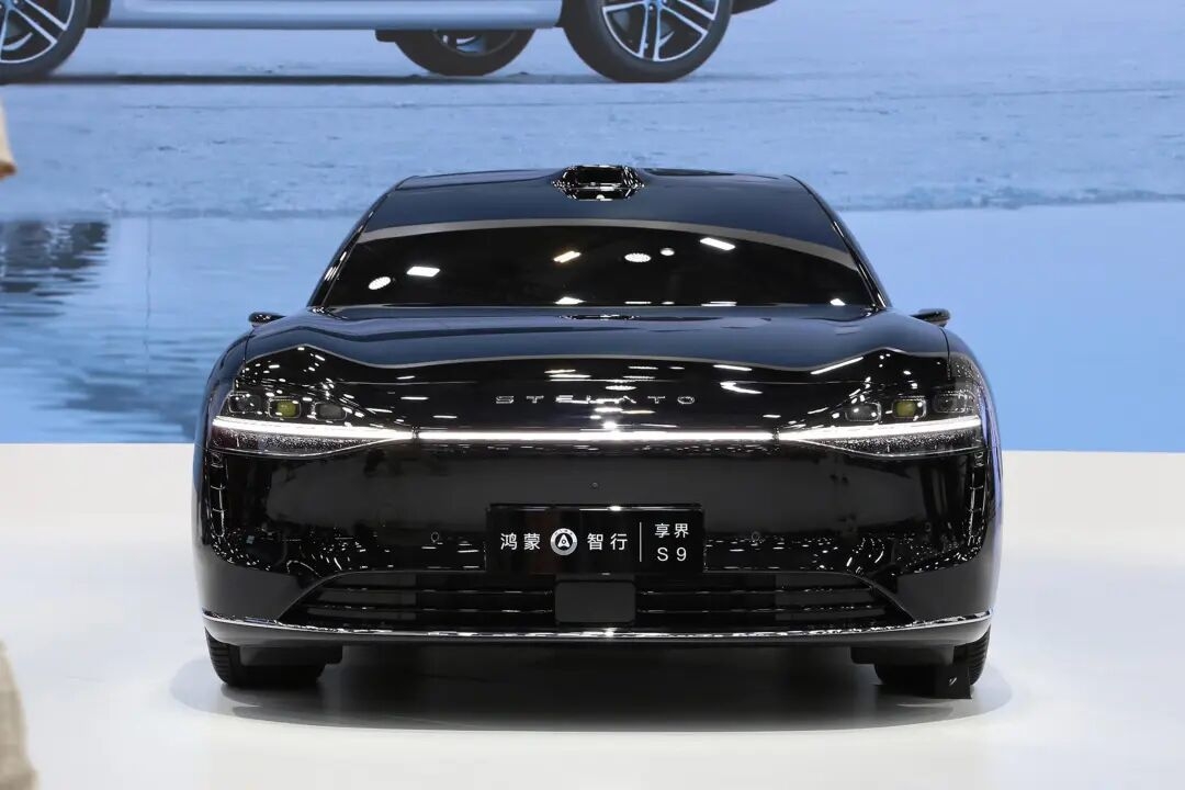 鸿蒙智行发布声明！回应享界S9零重力座椅折叠争议 | BitAuto
