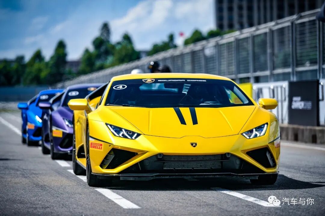 真正的大后超 | 赛道首试兰博基尼Huracan EVO RWD