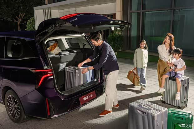 预算20万买插混MPV 星海V9和其他谁更值