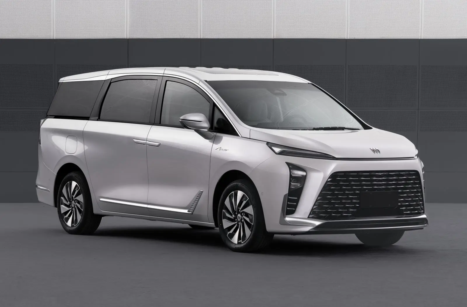 别克GL8新车型，纯电能跑150公里，搭载1.5T插电混动系统_太平洋号