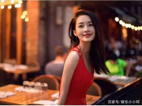 李沁身材有多好?当魏大勋撩起她的裙角,粉丝表示要给大勋加鸡腿