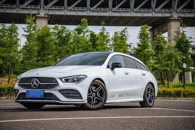 一眼入魂 梅赛德斯·奔驰CLA260 4MATIC五门猎跑车