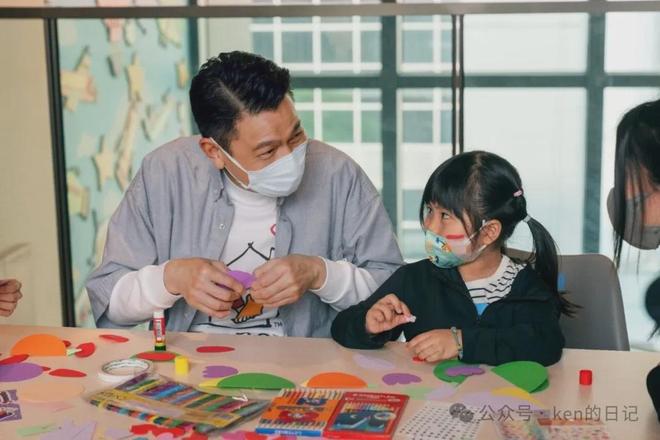 龚翔日记 刘德华华博日记 4月24日中午更新了视频“爱你们”