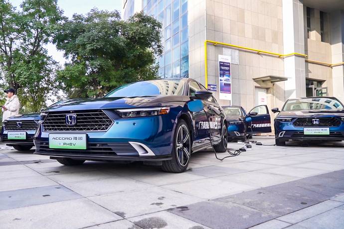 满油满电续航1867km！雅阁e:PHEV挑战极限