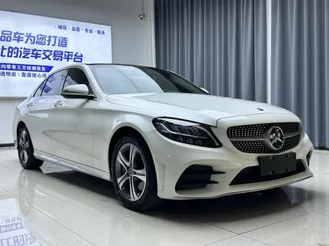 17.88万的 2019款奔驰 C260L 运动版，9万公里，值吗？