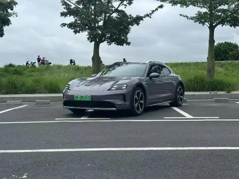 独一档的驾控体验 试驾保时捷Taycan 4 Cross Turismo