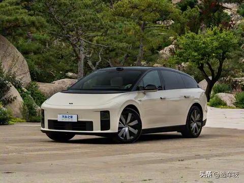 25万级纯电SUV的“破局者”?理想i6，看它如何重塑价值标杆