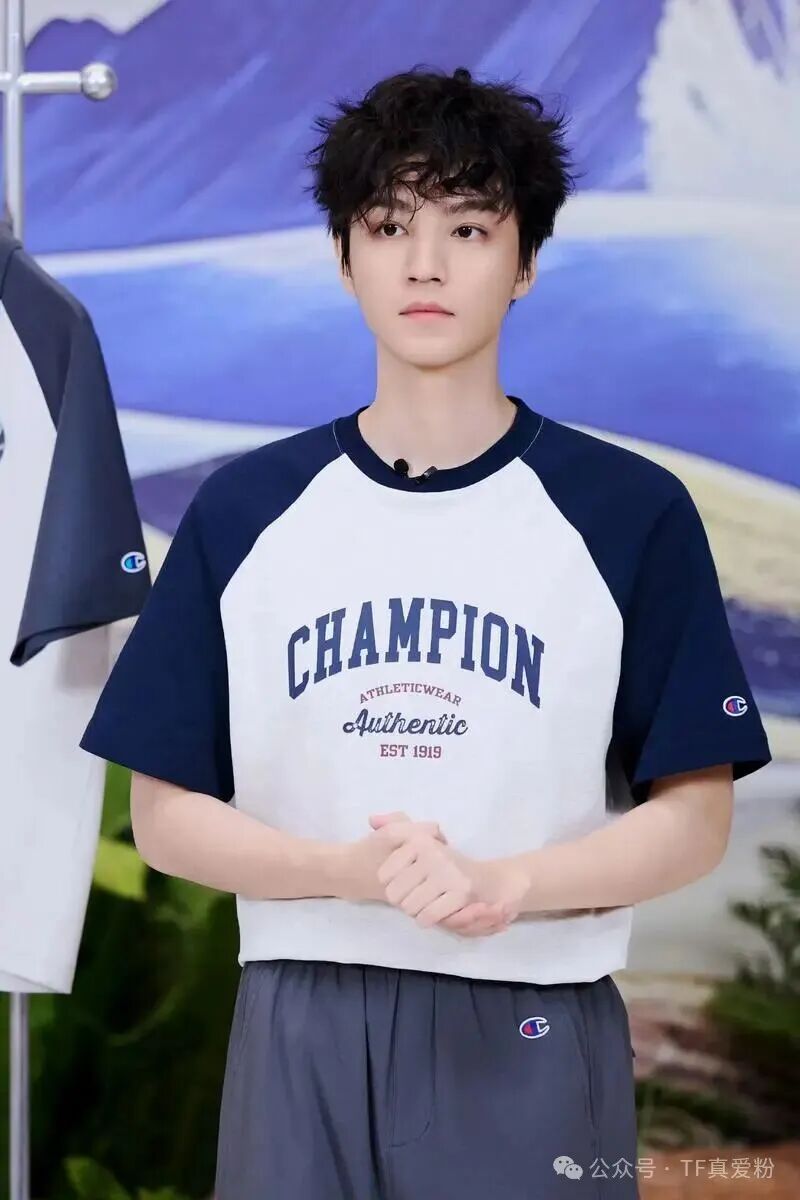 王俊凯《狄仁杰之三尸九虫》杀青:少年神探开启大唐悬疑之旅