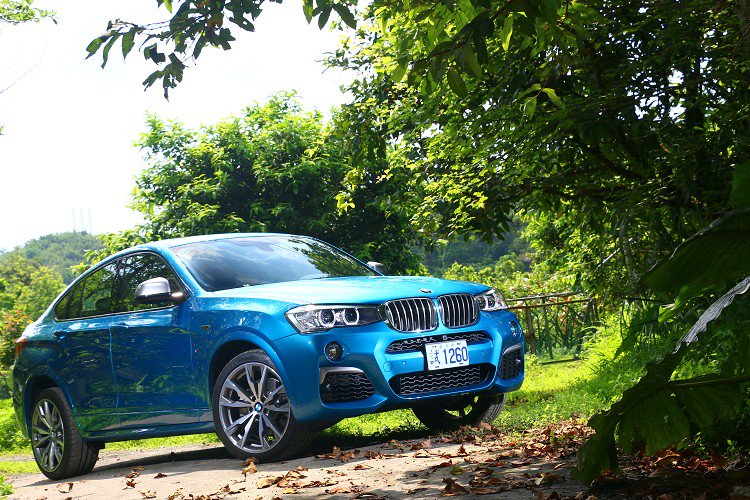【國內試駕】BMW X4 M40i 跨界跑旅「我的菜」