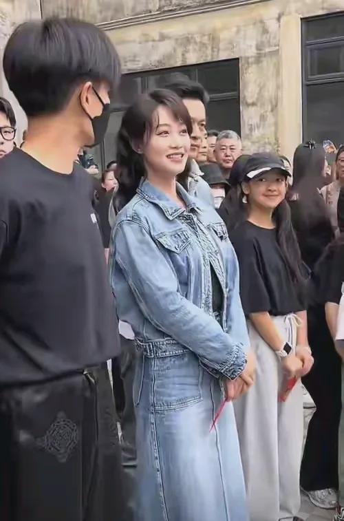 聂远女儿近况曝光，11岁读四年级，常进组拍戏，父亲支持女儿选择