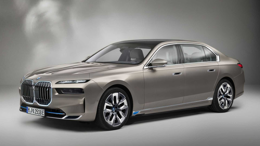 145.9万元 宝马i7上市 纯电动版7系/续航650km_太平洋号