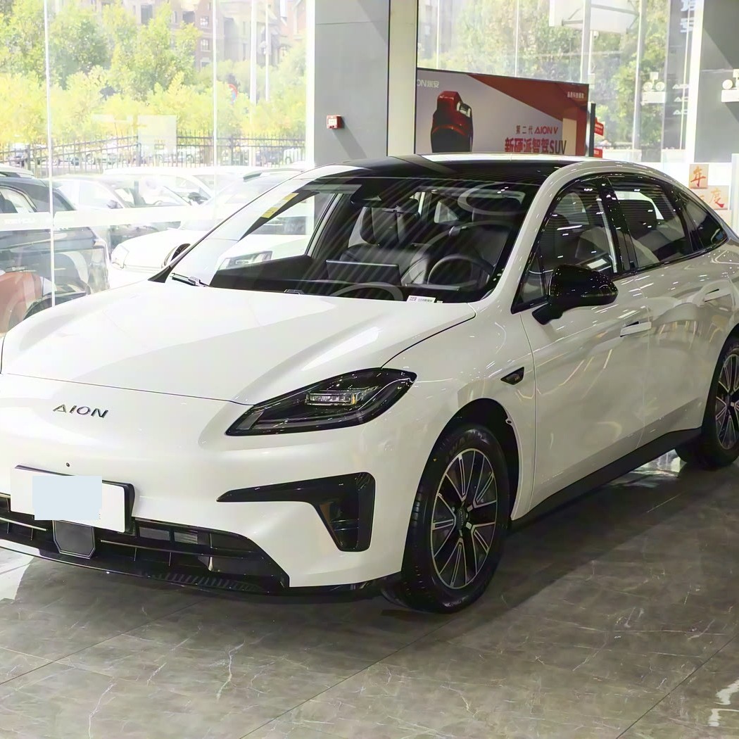 十万内纯电轿车怎么选？三款实力派车型真实对比_埃安 AION RT 2026款 520智享版_汽车