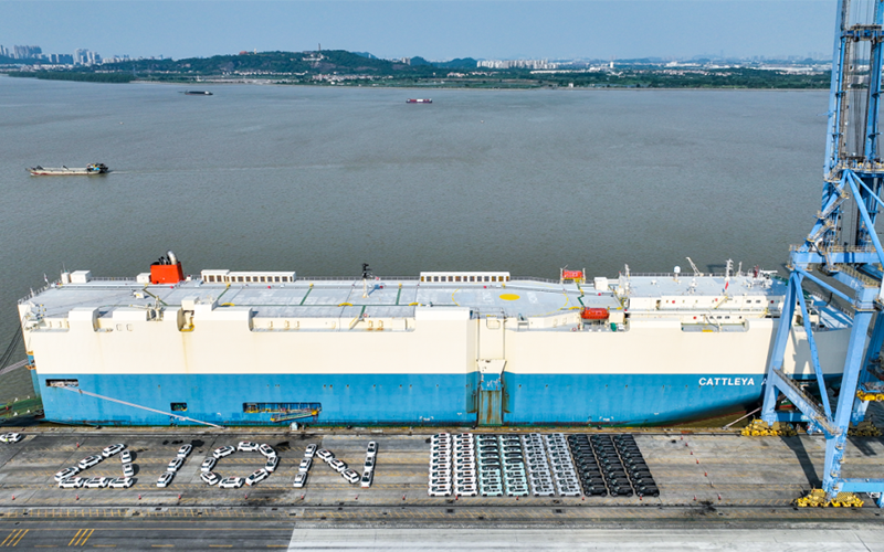 广汽埃安首批500辆AION　Y　Plus发车印尼,高科技出海加速　-　广汽集团
