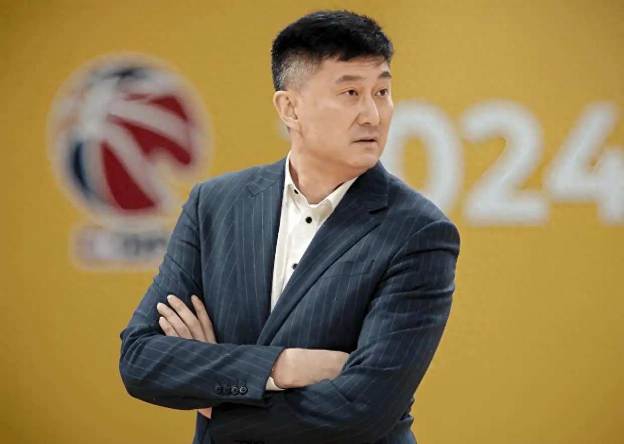 广东备战京粤大战G3！徐杰3分神准胡明轩玩拉杆，崔永熙空接暴扣