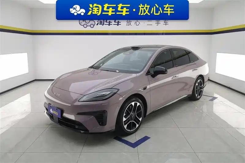 10万多拿下二手埃安AION RT,2025款行驶1万多公里,流畅自然