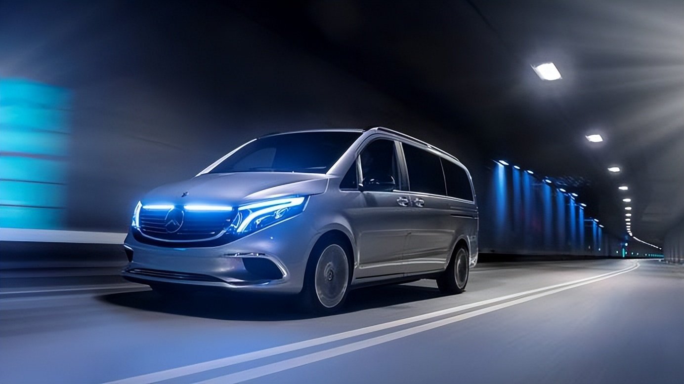 奔驰或将在上海车展发布纯电V级概念车，要价80万元 | BitAuto United Arab Emirates