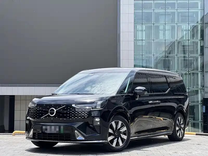 成都沃尔沃EM90二手车 2025款,优惠特价56.8万