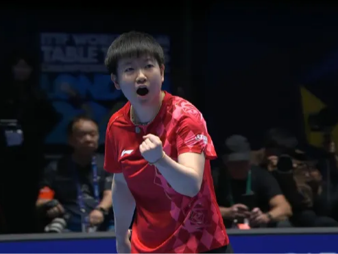 孙颖莎两度扳平比分,两场3-0,赢球赢人心,蝉联最佳女运动员奖