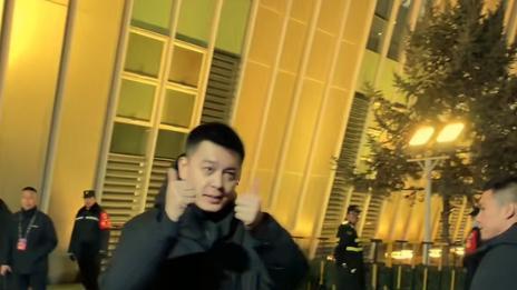 马不停蹄！辽篮下午14点空降吉林，杨鸣点赞+鼓掌，金金人气爆棚