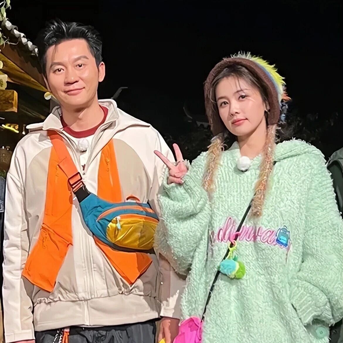 白鹿风波升级，本人掉粉20万评论区沦陷，网友质问为何欺负李晨