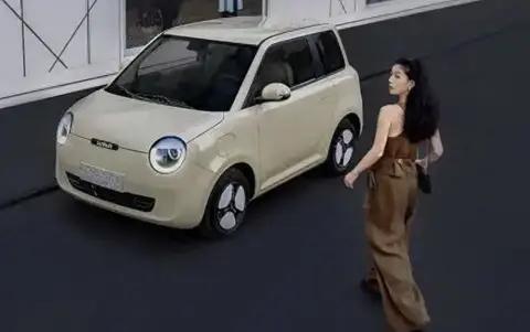 售4.89万起 2025款长安Lumin新车上市 定位纯电微型车