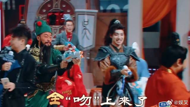 什么仇什么怨，杨迪被沙溢彭昱畅追着打，差点废了！