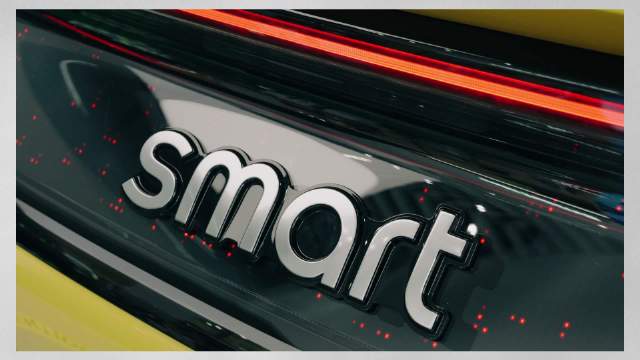 全新smart精灵6号亮相，混动续航超千公里