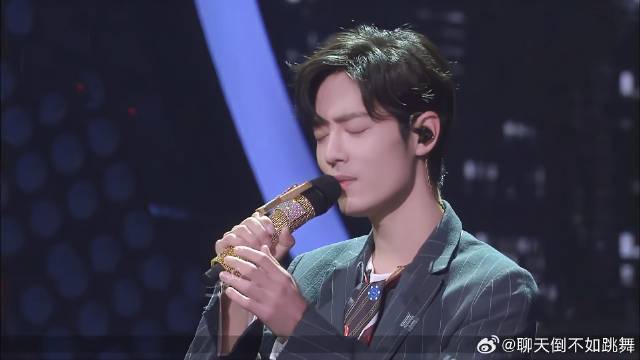 肖战和那英再现经典 歌声太戳人心，好听到耳朵怀孕！