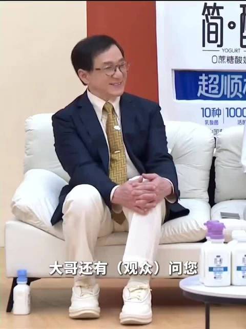 成龙称歌少难开演唱会，盘点其12首经典影视金曲