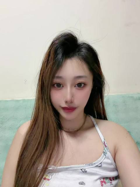 嗯，有点晚，但是不影响什么 看看今晚的