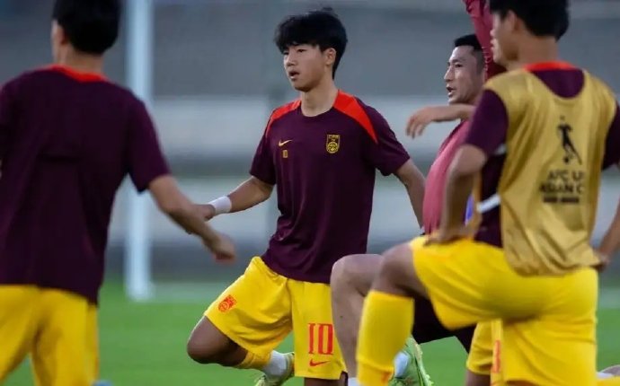 万项晒照庆祝，U17国足21年首返世界杯，下一战沙特！