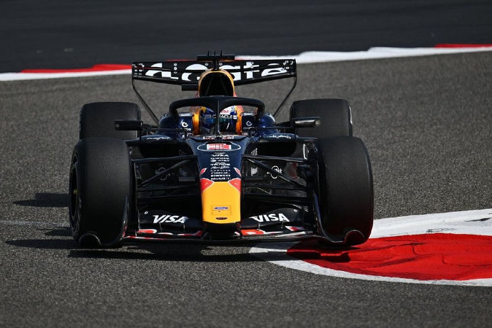 上海在F1等赛事中应用了哪些前沿技术来降低碳排放？